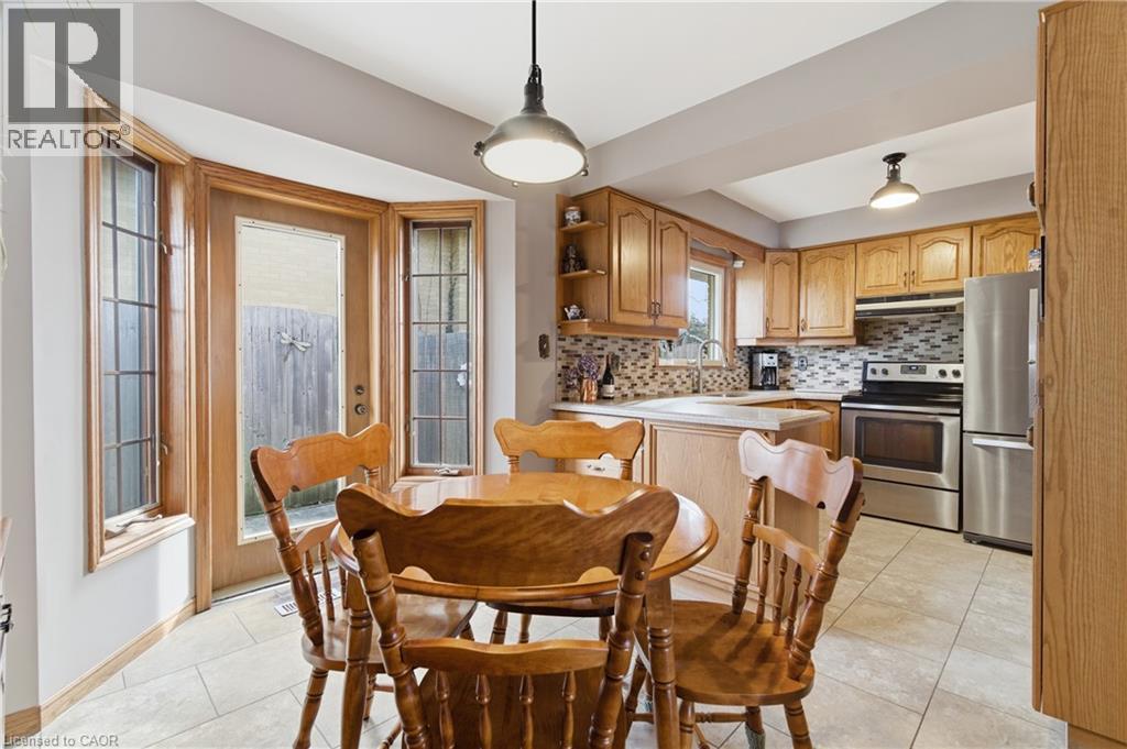 135 Burbank Road, Kitchener, Ontario  N2B 1E3 - Photo 14 - 40829785