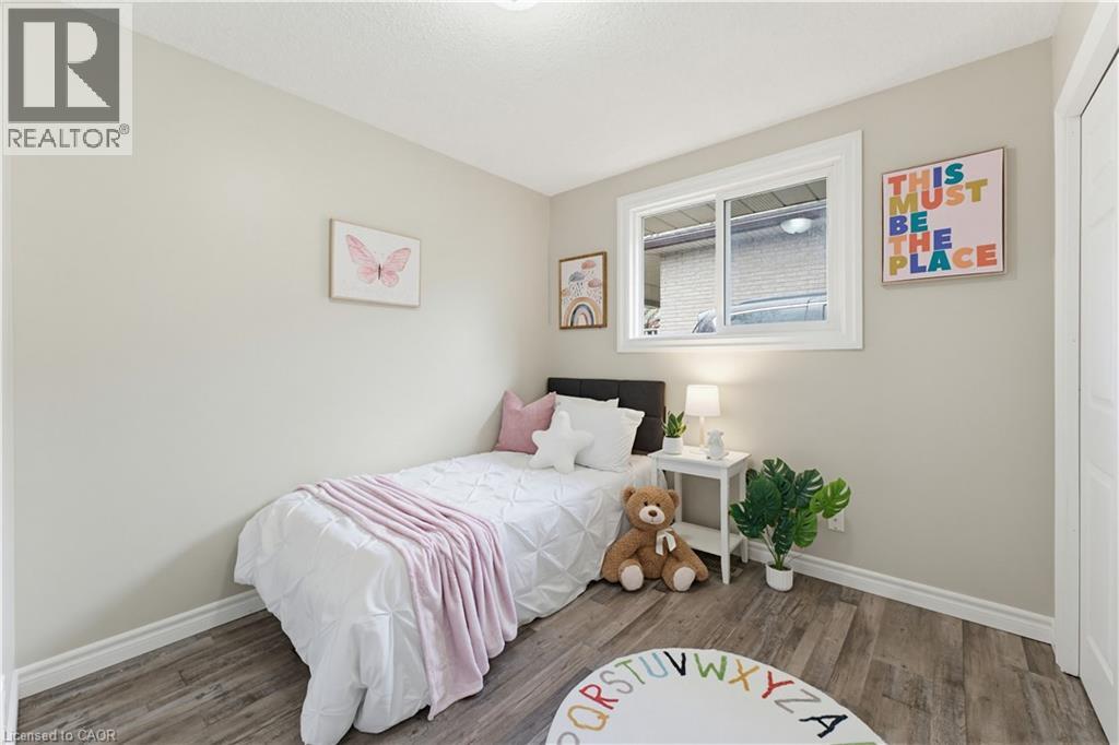 24 Hillmount Street, Kitchener, Ontario  N2C 2C6 - Photo 15 - 40829528