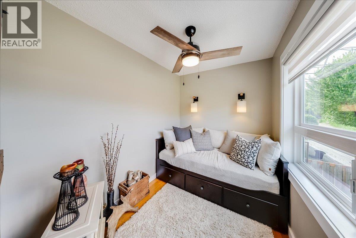1374 Mountain Street, Trail, British Columbia  V1R 3G5 - Photo 20 - 10386940