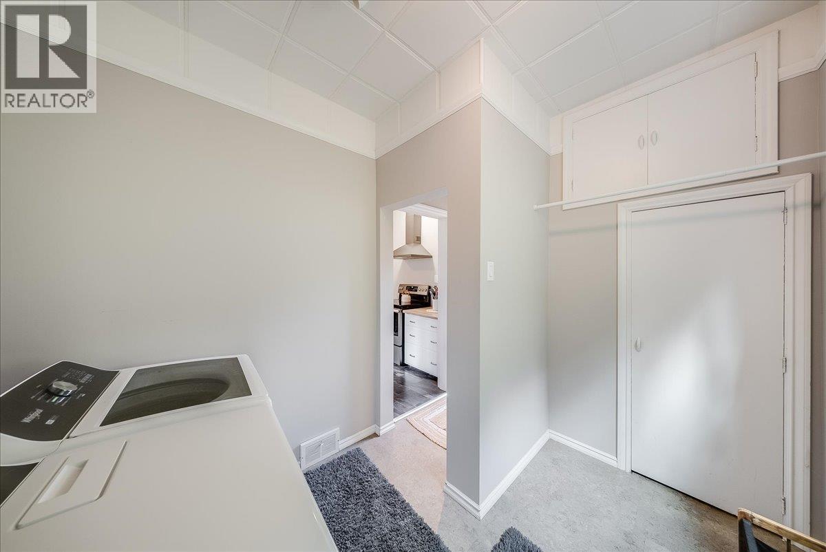 1374 Mountain Street, Trail, British Columbia  V1R 3G5 - Photo 32 - 10386940