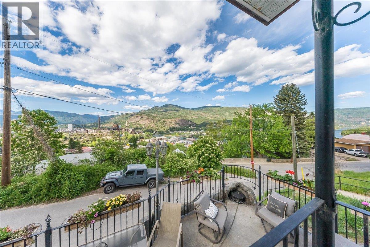 1374 Mountain Street, Trail, British Columbia  V1R 3G5 - Photo 51 - 10386940