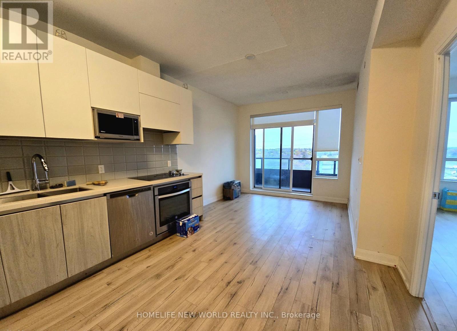 719 - 25 Water Walk Drive, Markham, Ontario  L6G 0G3 - Photo 3 - N13082156