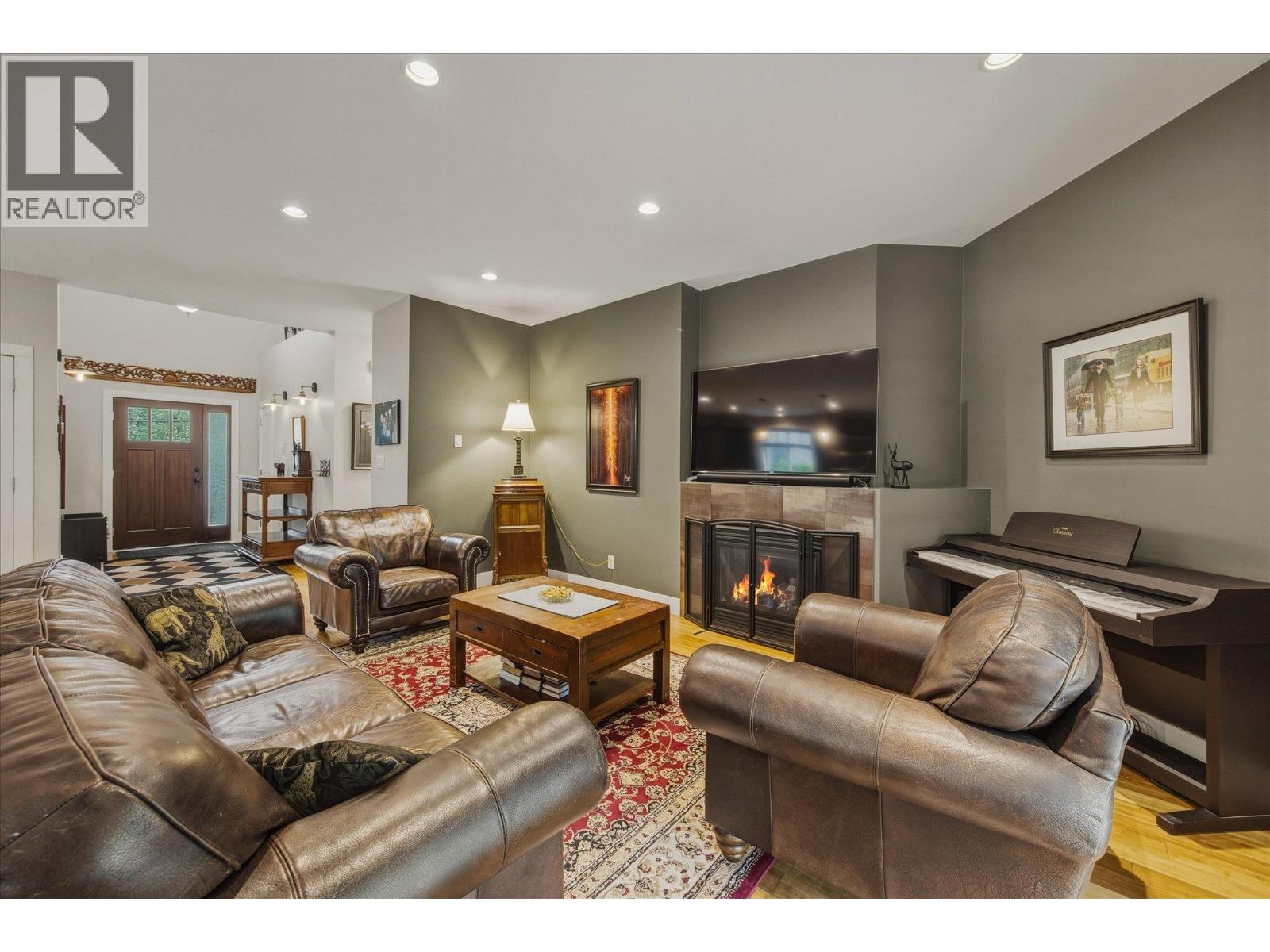 1545 Judd Road, Squamish, British Columbia  V0N 1H0 - Photo 12 - R3123083