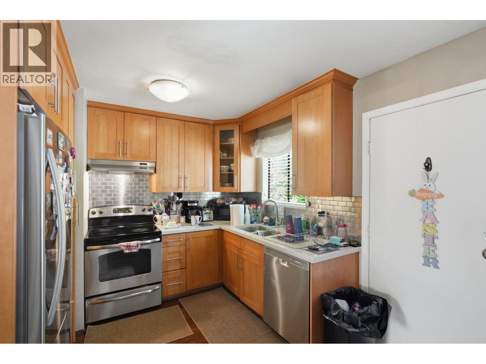 20783 Thorne Avenue, Maple Ridge, British Columbia  V2X 7R1 - Photo 13 - R3123084