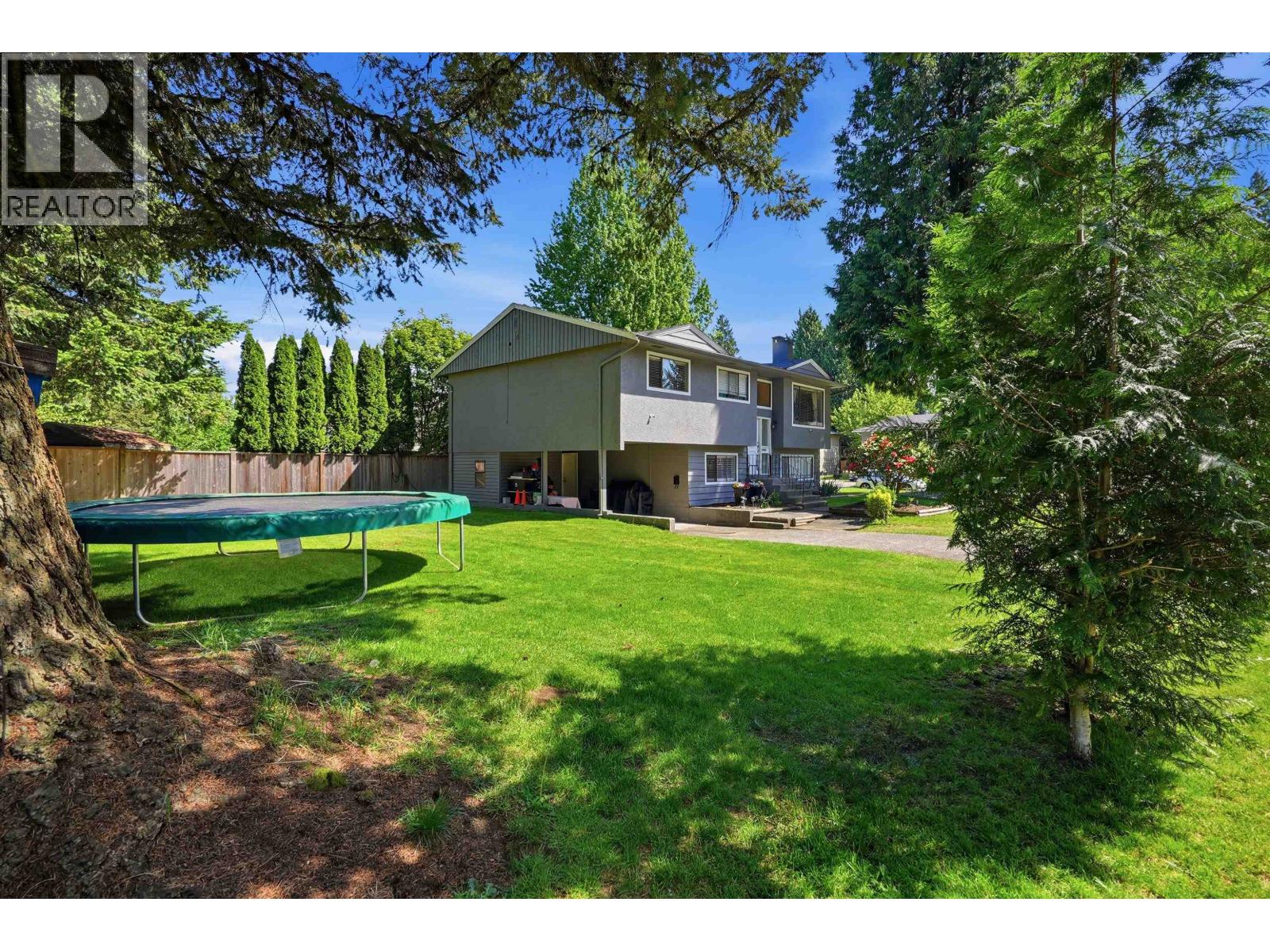 20783 Thorne Avenue, Maple Ridge, British Columbia  V2X 7R1 - Photo 2 - R3123084