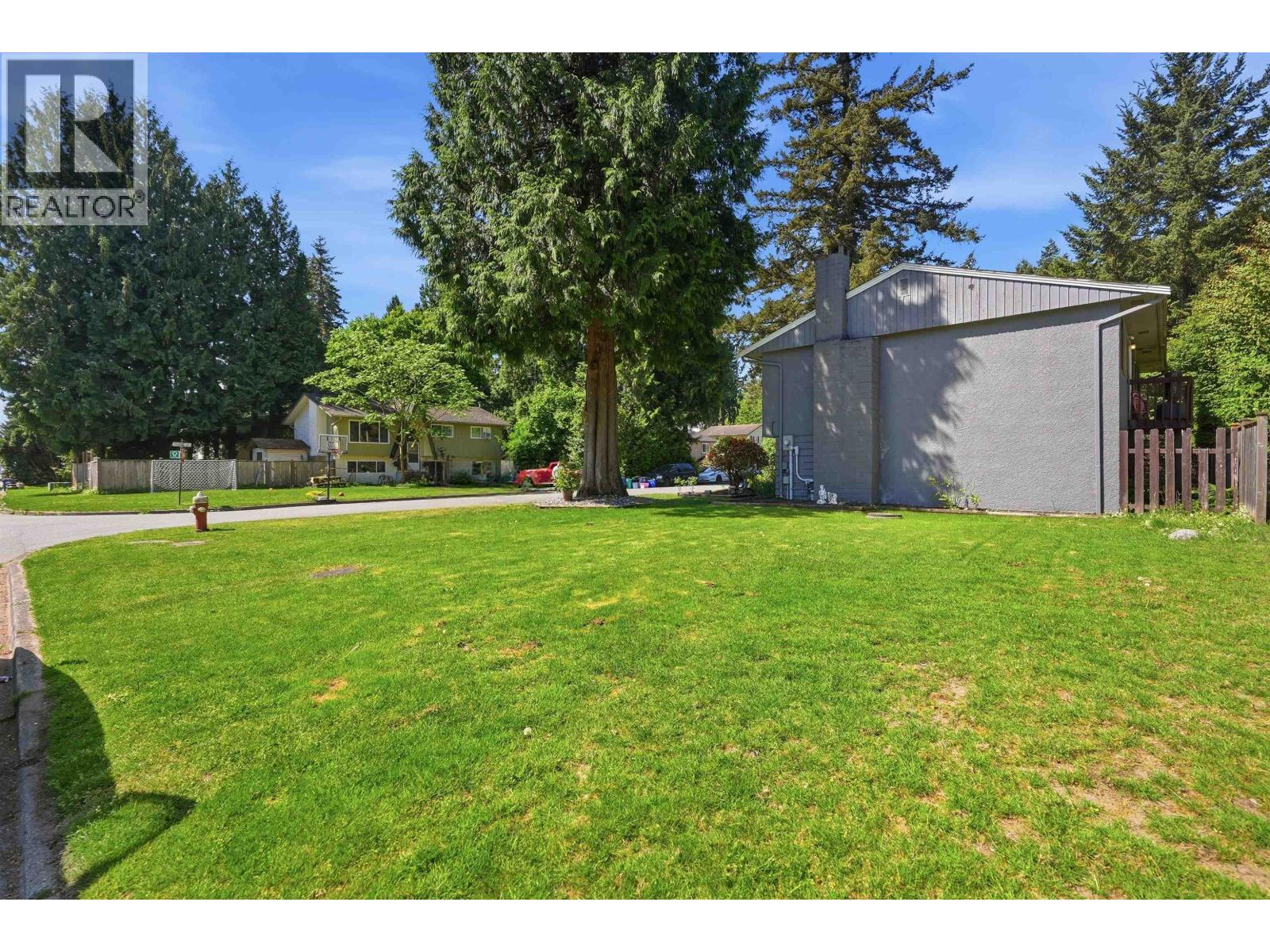 20783 Thorne Avenue, Maple Ridge, British Columbia  V2X 7R1 - Photo 4 - R3123084