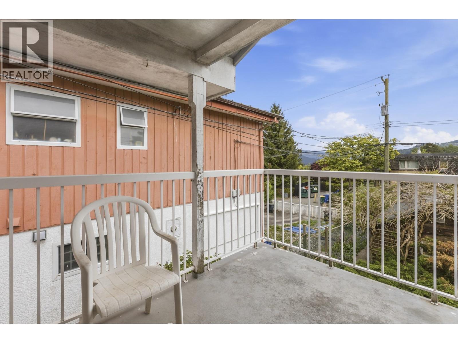 36 Warwick Avenue, Burnaby, British Columbia  V5B 3X3 - Photo 22 - R3123085