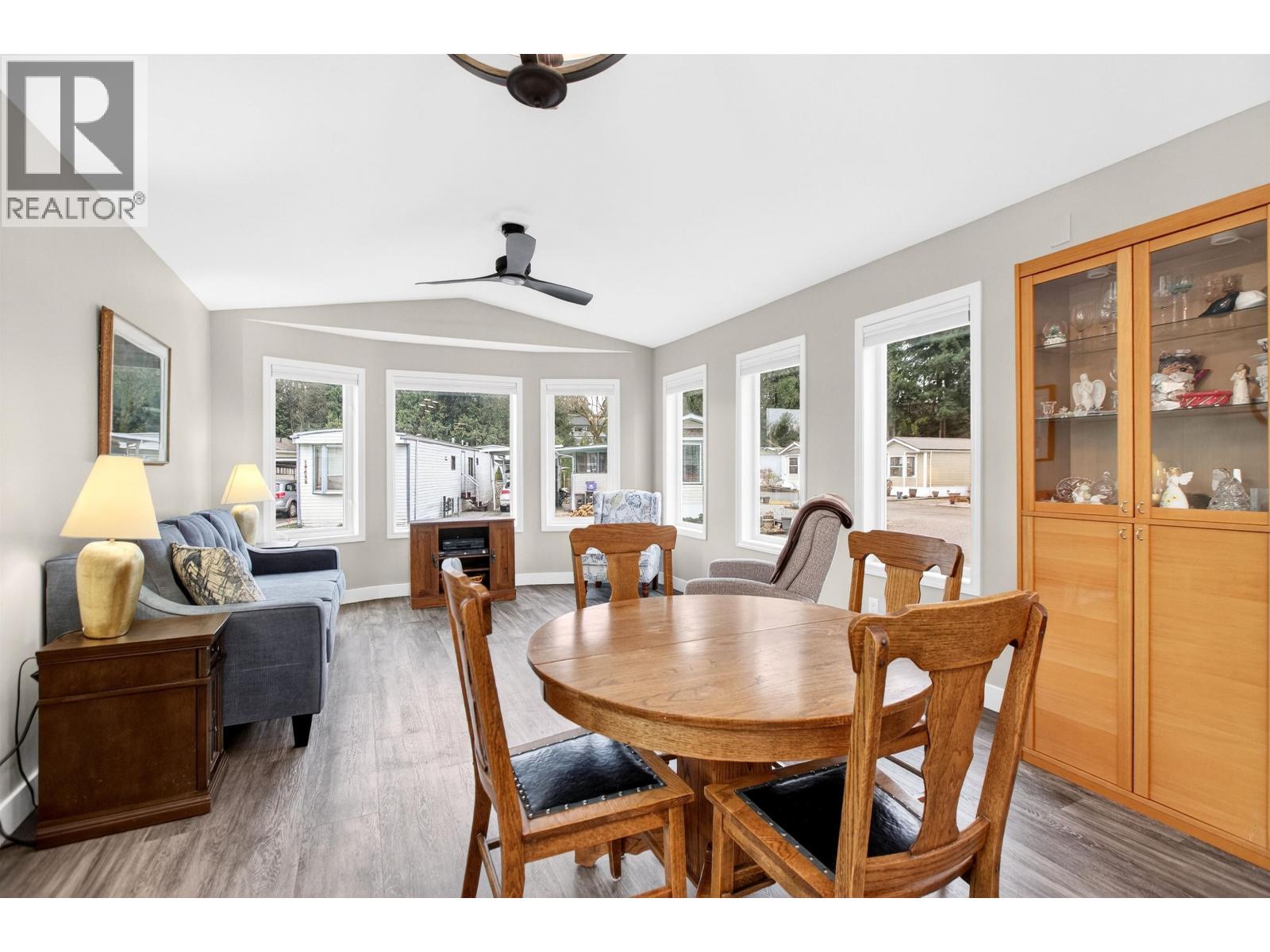 19635 Planetree Lane, Pitt Meadows, British Columbia  V3Y 1Z3 - Photo 11 - R3123087