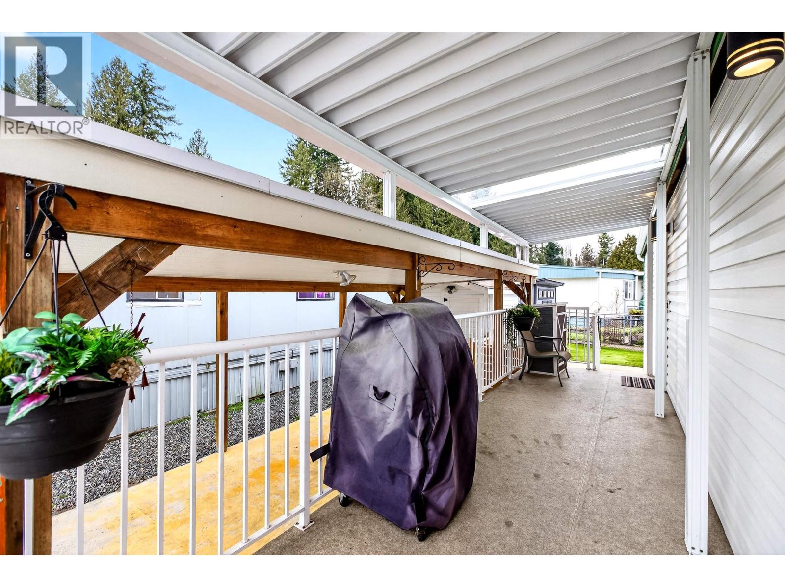 19635 Planetree Lane, Pitt Meadows, British Columbia  V3Y 1Z3 - Photo 25 - R3123087