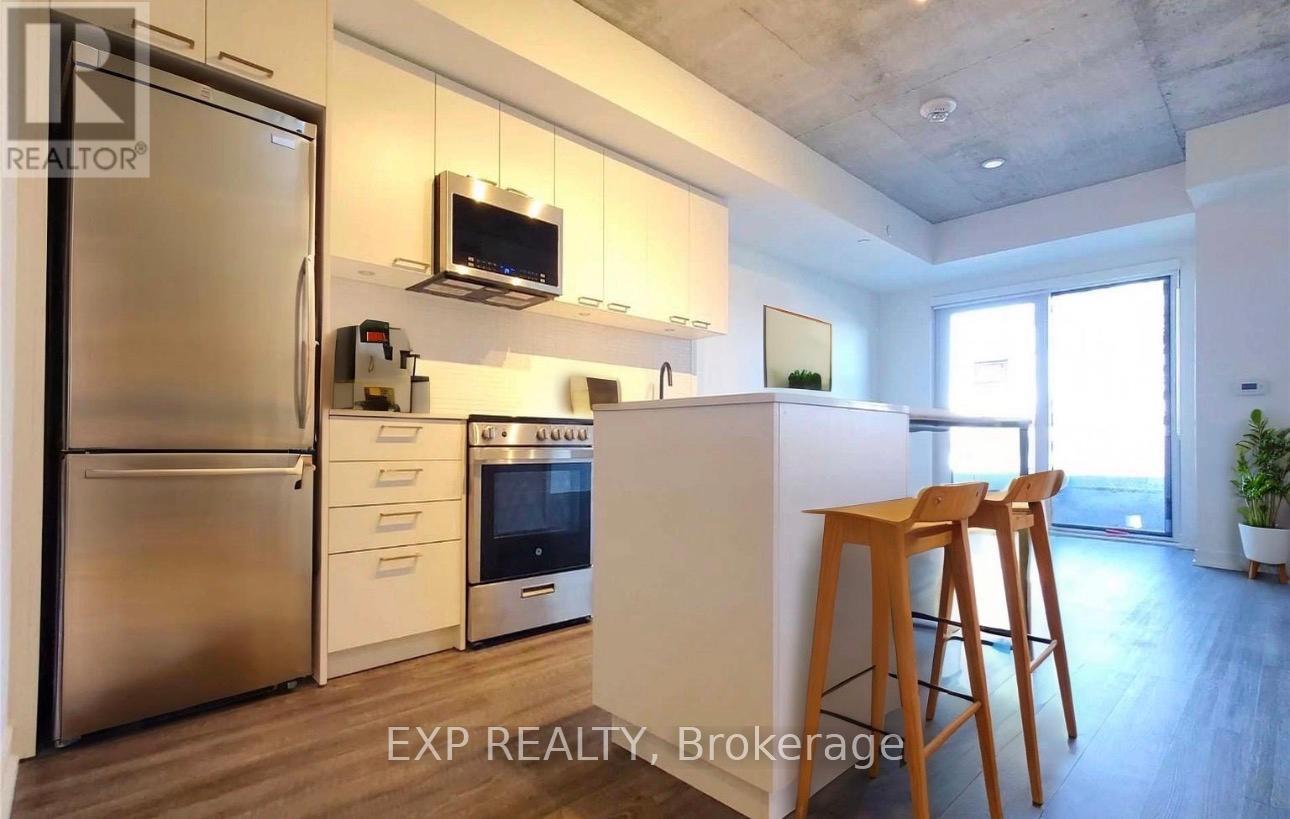305 - 1808 St Clair Avenue W, Toronto, Ontario  M6N 0C1 - Photo 4 - W13120118