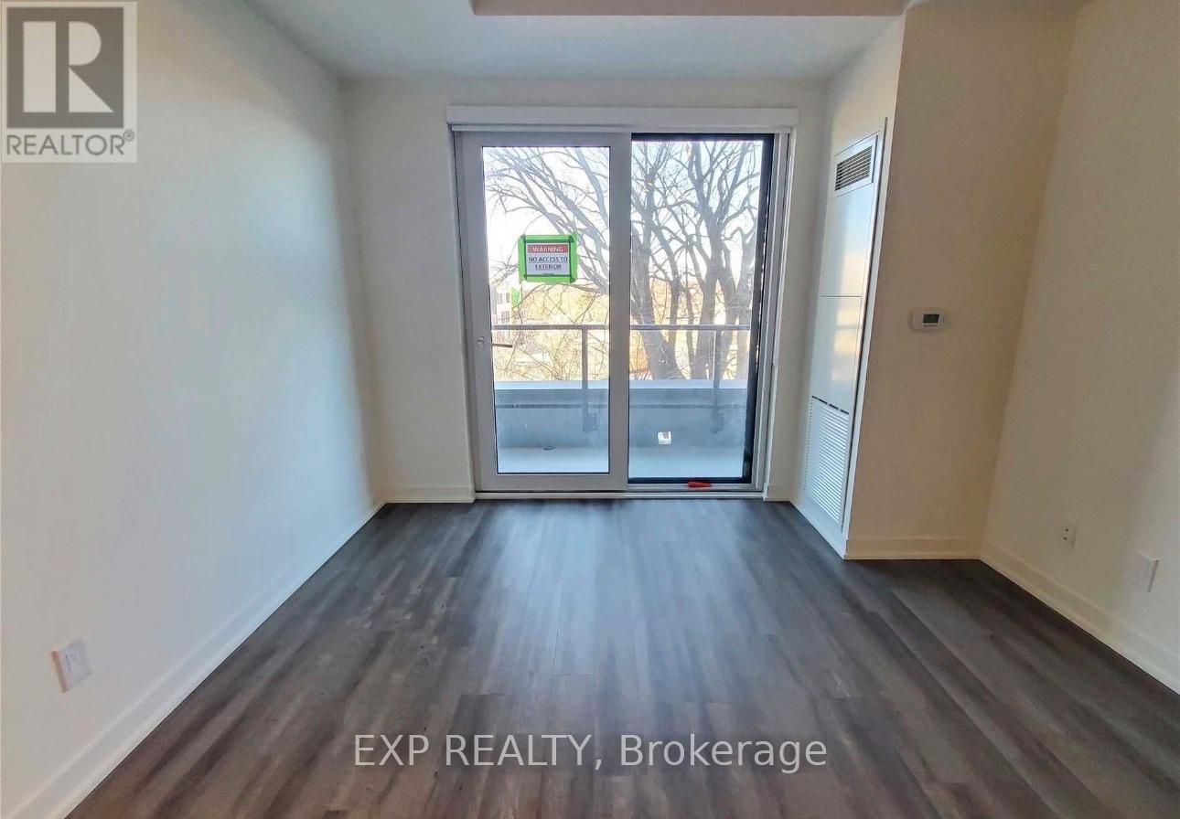 305 - 1808 St Clair Avenue W, Toronto, Ontario  M6N 0C1 - Photo 8 - W13120118