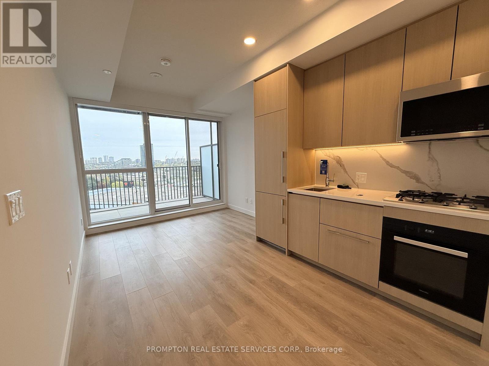 1007 - 18 Esther Shiner Boulevard, Toronto, Ontario  M2K 0J7 - Photo 3 - C13114728