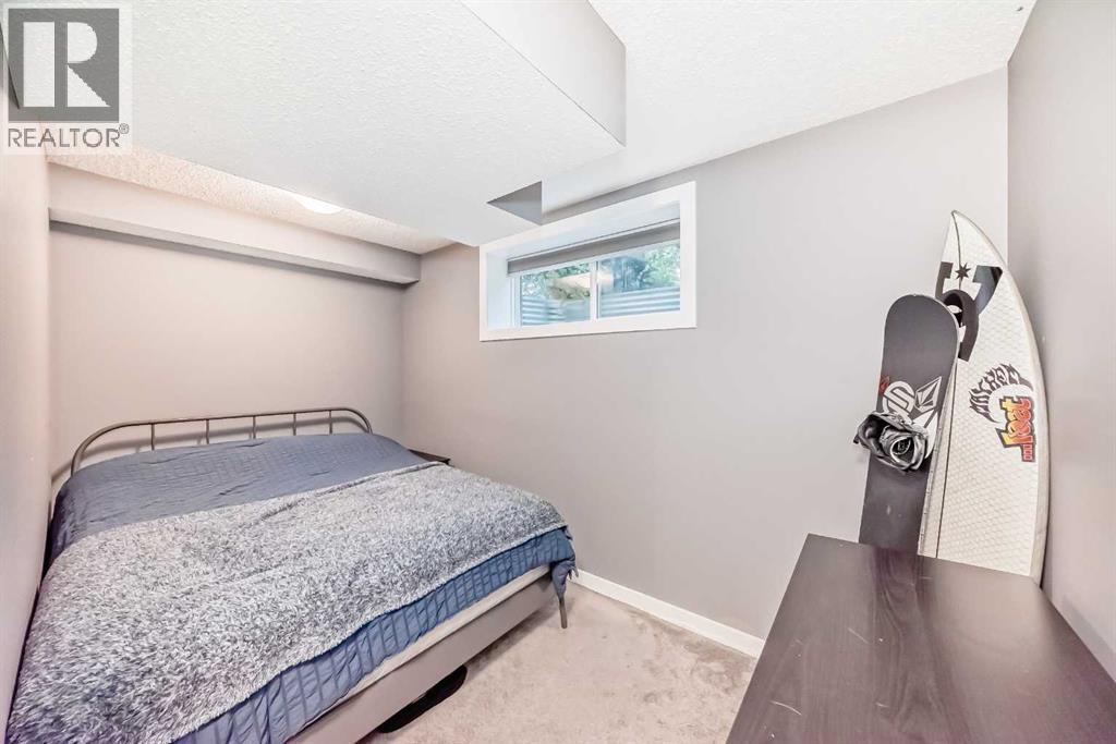 11 Kings Heights Drive Se, Airdrie, Alberta  T4A 0E6 - Photo 41 - A2310771