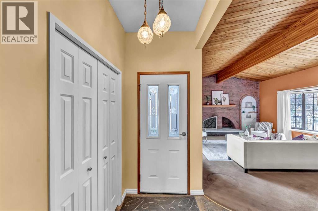 2133 8 Avenue NE, Medicine Hat, Alberta  T1C 1L2 - Photo 6 - A2307844