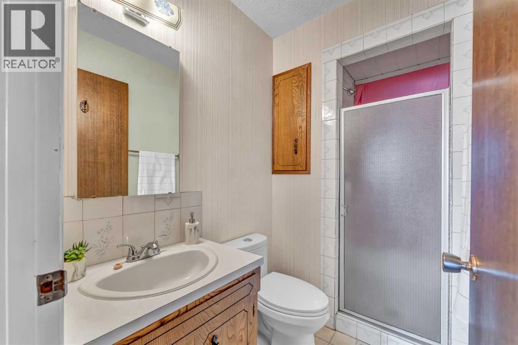 2133 8 Avenue NE, Medicine Hat, Alberta  T1C 1L2 - Photo 25 - A2307844