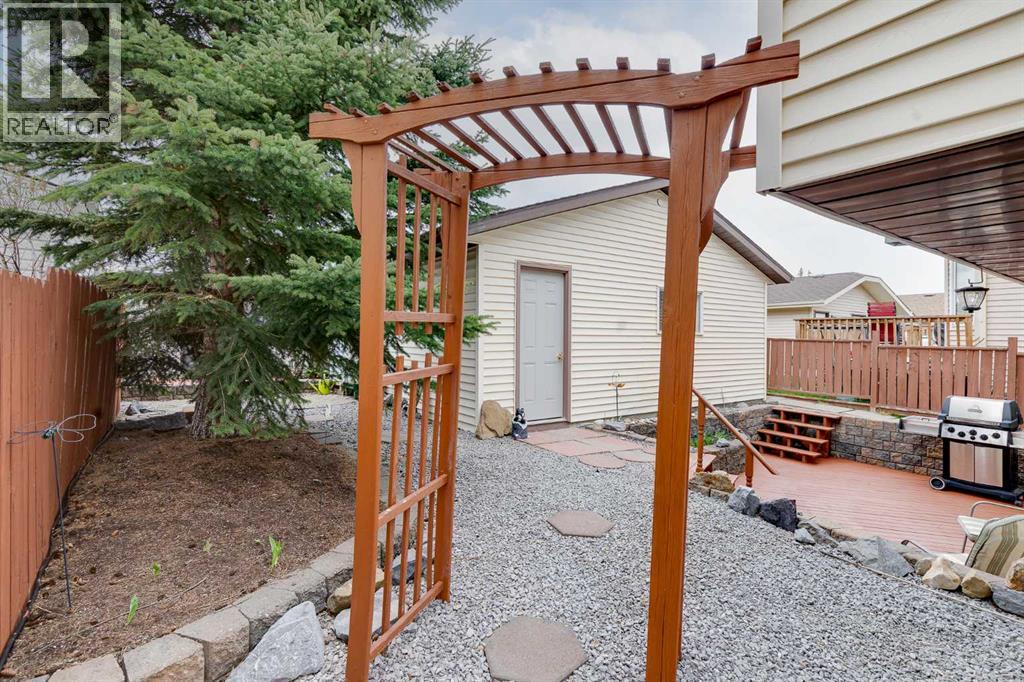79 Macewan Meadow Way Nw, Calgary, Alberta  T3K 3J3 - Photo 28 - A2309681