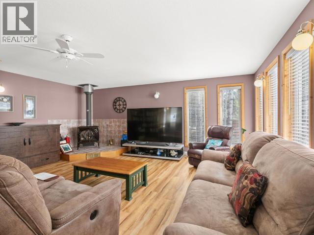 45 Judas Creek Drive, Whitehorse South, Yukon  Y0B 1Y2 - Photo 7 - 17254