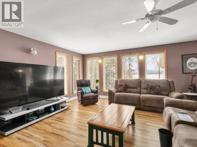 45 Judas Creek Drive, Whitehorse South, Yukon  Y0B 1Y2 - Photo 8 - 17254