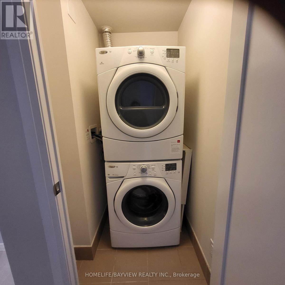 2022 - 5 Sheppard Avenue E, Toronto, Ontario  M2N 0G4 - Photo 10 - C13120126