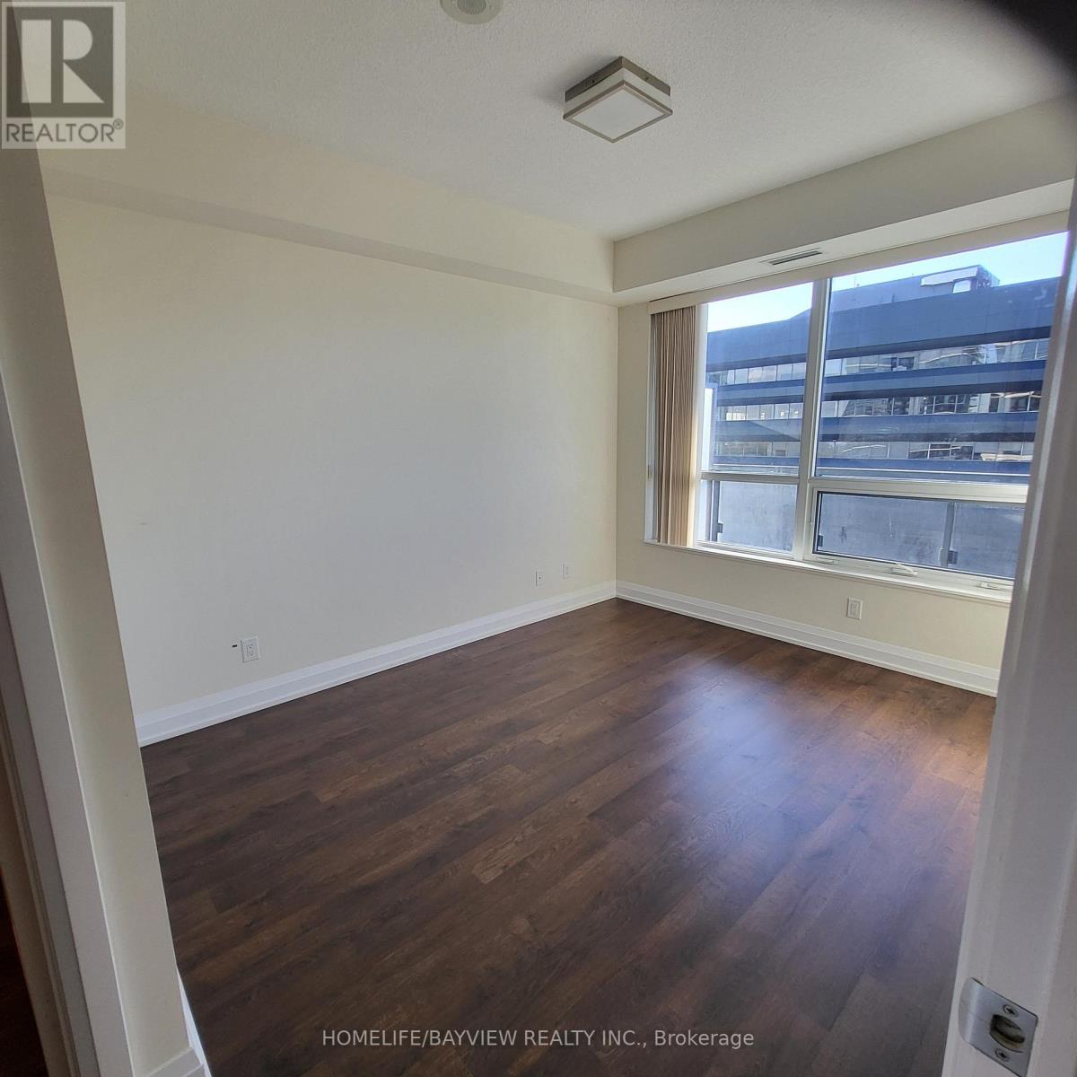 2022 - 5 Sheppard Avenue E, Toronto, Ontario  M2N 0G4 - Photo 4 - C13120126