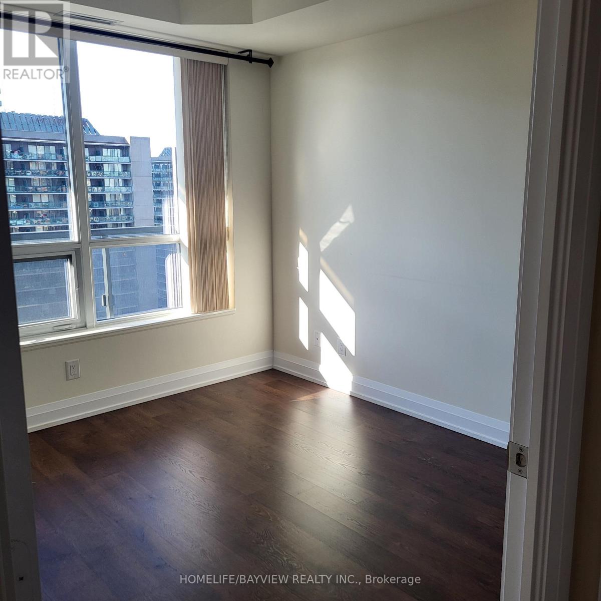 2022 - 5 Sheppard Avenue E, Toronto, Ontario  M2N 0G4 - Photo 7 - C13120126