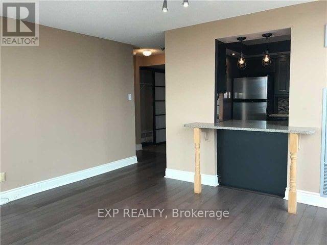 3001 - 736 Bay Street, Toronto, Ontario  M5G 2M4 - Photo 4 - C13120136