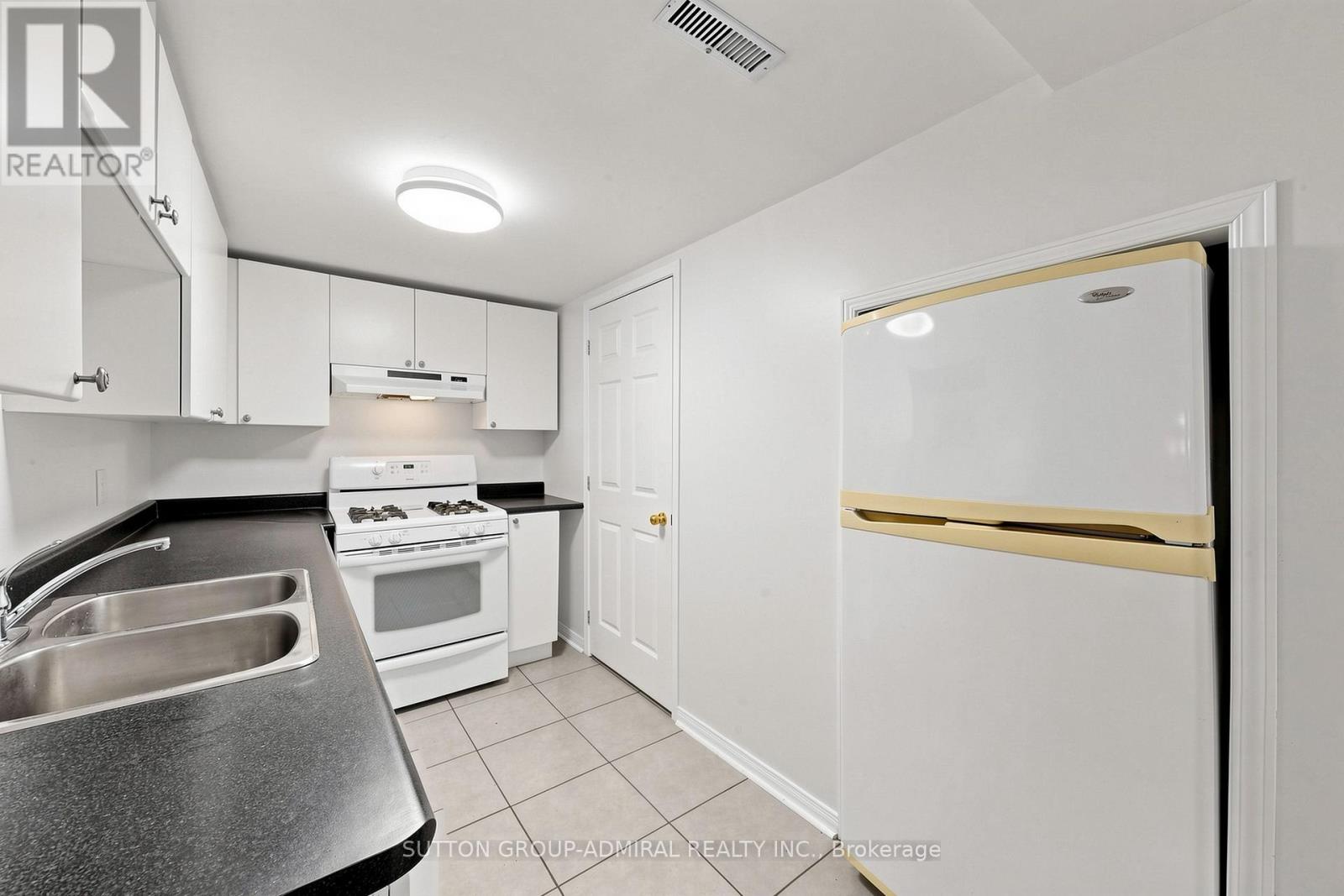 165 Clearmeadow Boulevard, Newmarket, Ontario  L3X 2E4 - Photo 30 - N13120152