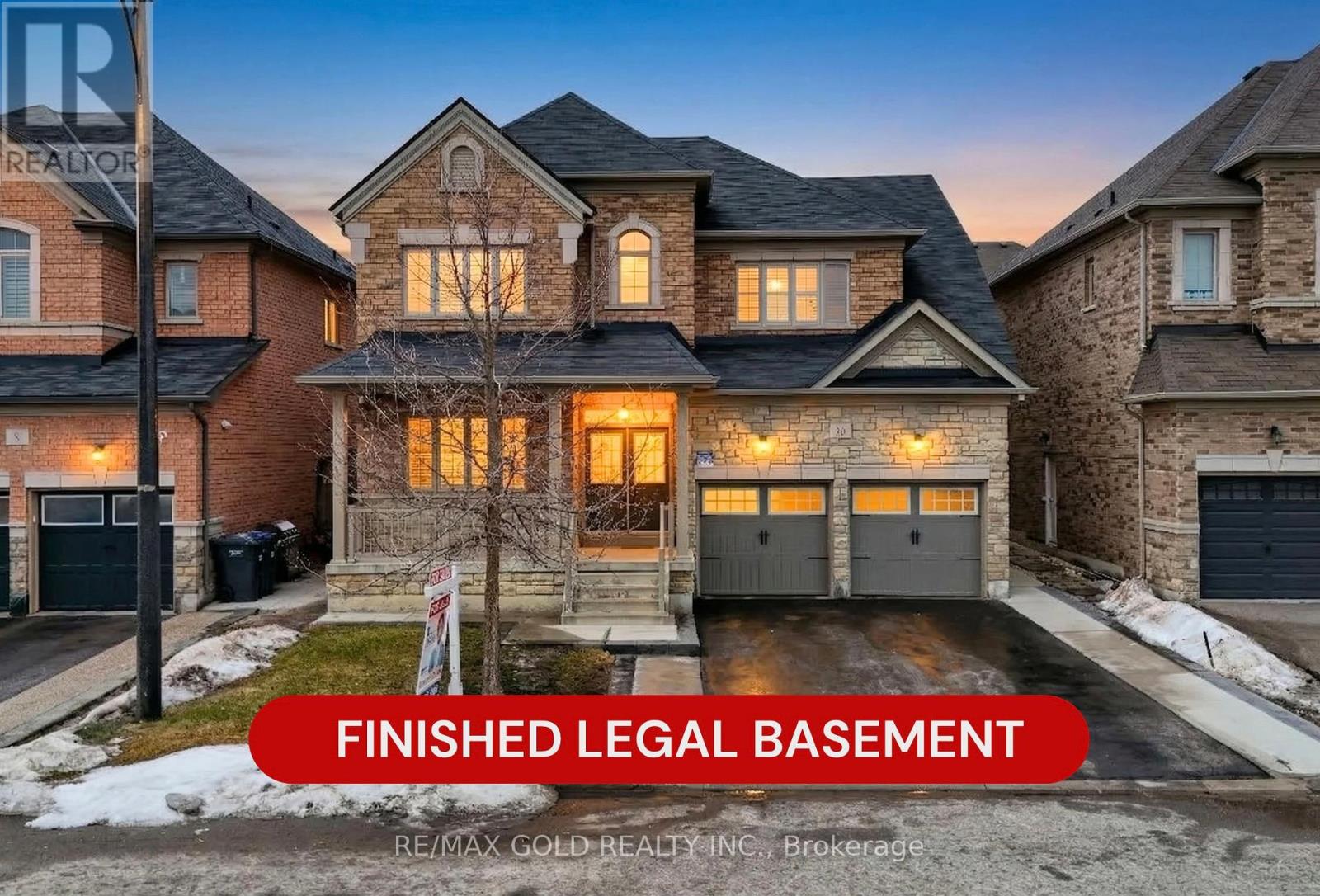 10 DOPP CRESCENT, Brampton, Ontario