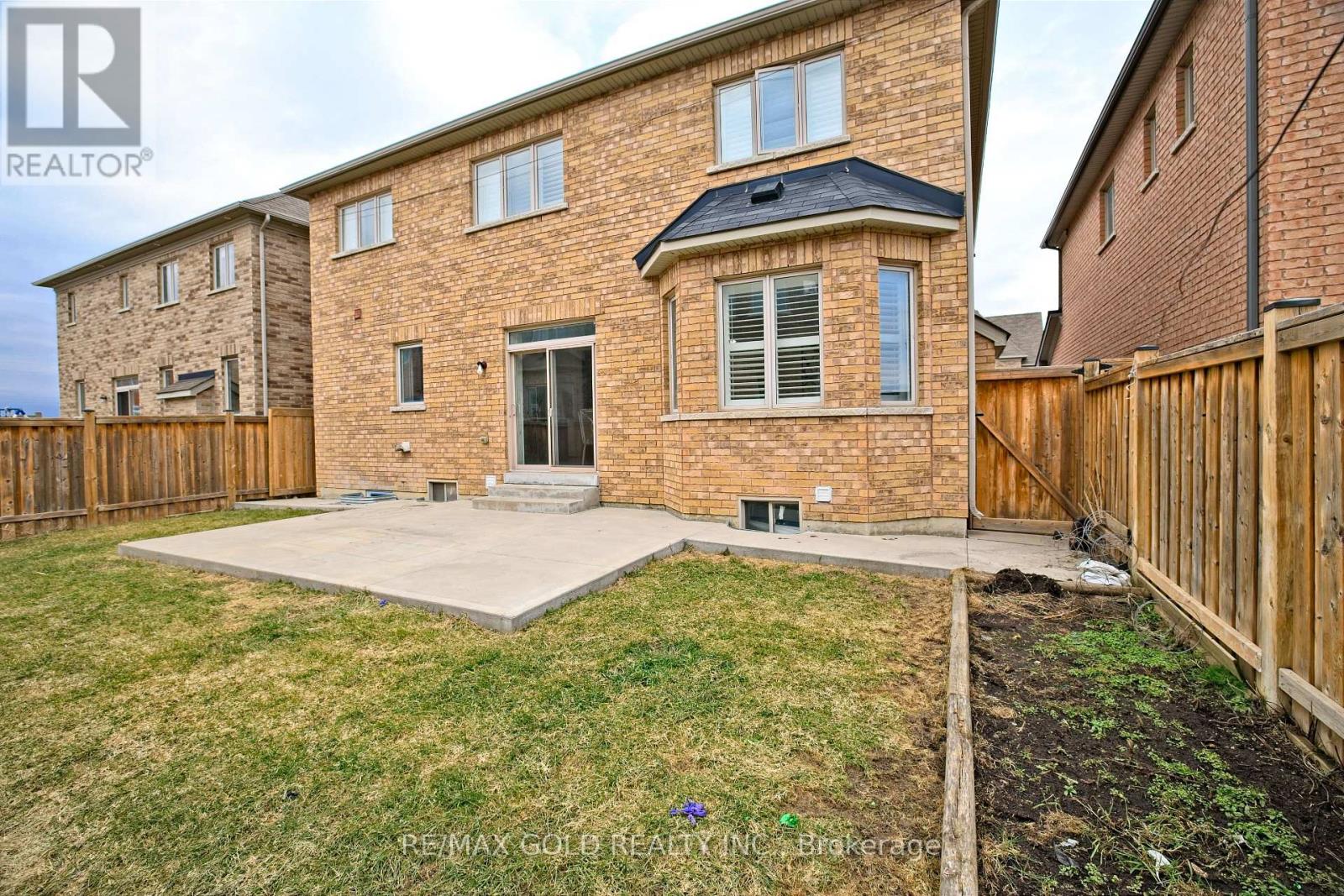 10 Dopp Crescent, Brampton, Ontario  L6P 4C8 - Photo 31 - W13120132