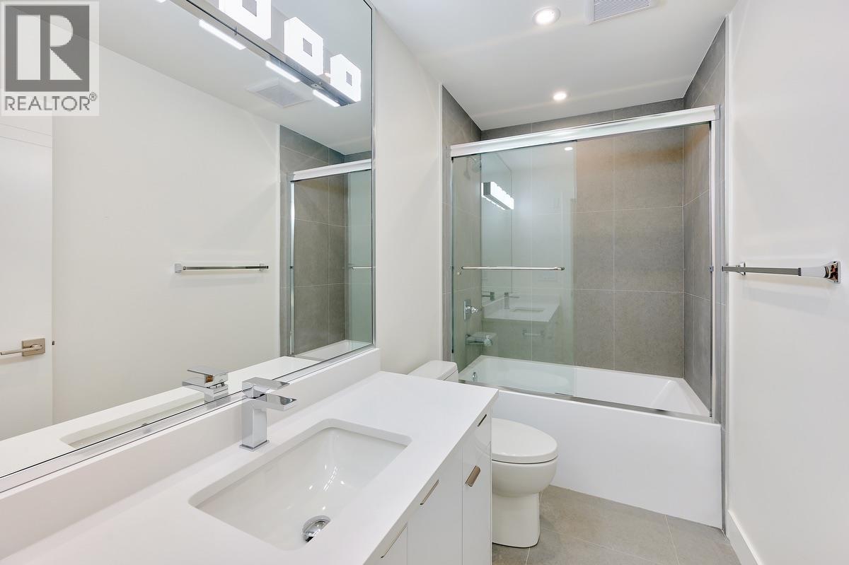 806 Montroyal Boulevard, North Vancouver, British Columbia  V7R 2G6 - Photo 37 - R3122669