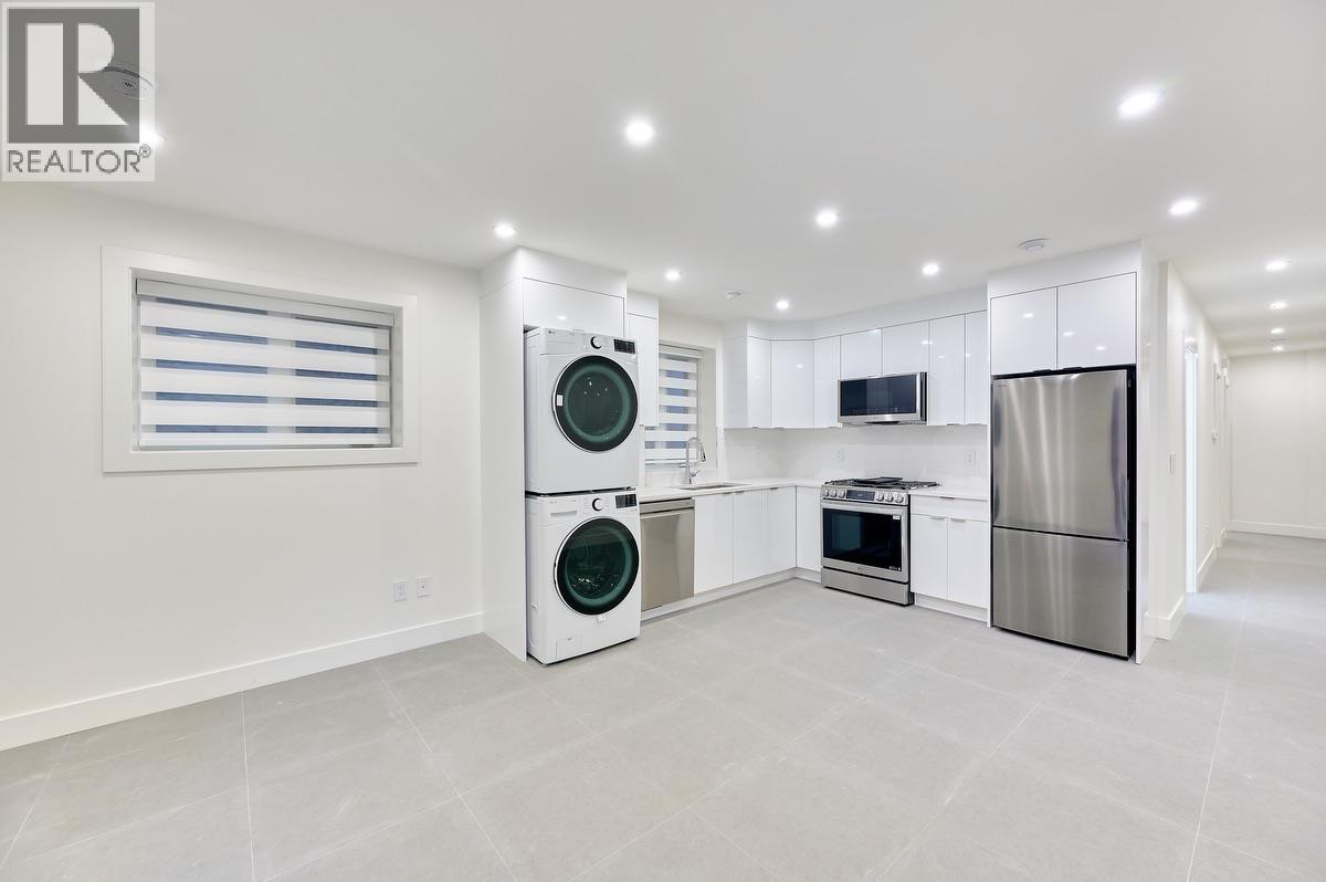 806 Montroyal Boulevard, North Vancouver, British Columbia  V7R 2G6 - Photo 35 - R3122669