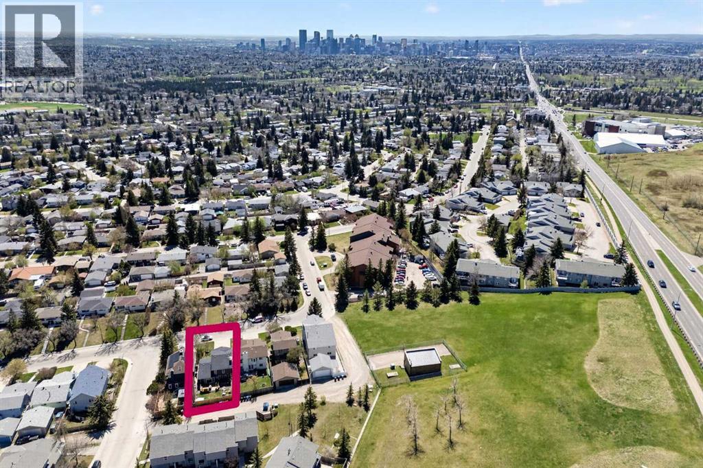 1328 48 Avenue NW, Calgary, Alberta T2K 6B8 - Photo 4 - A2310680