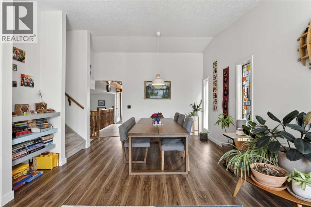 1328 48 Avenue NW, Calgary, Alberta T2K 6B8 - Photo 14 - A2310680