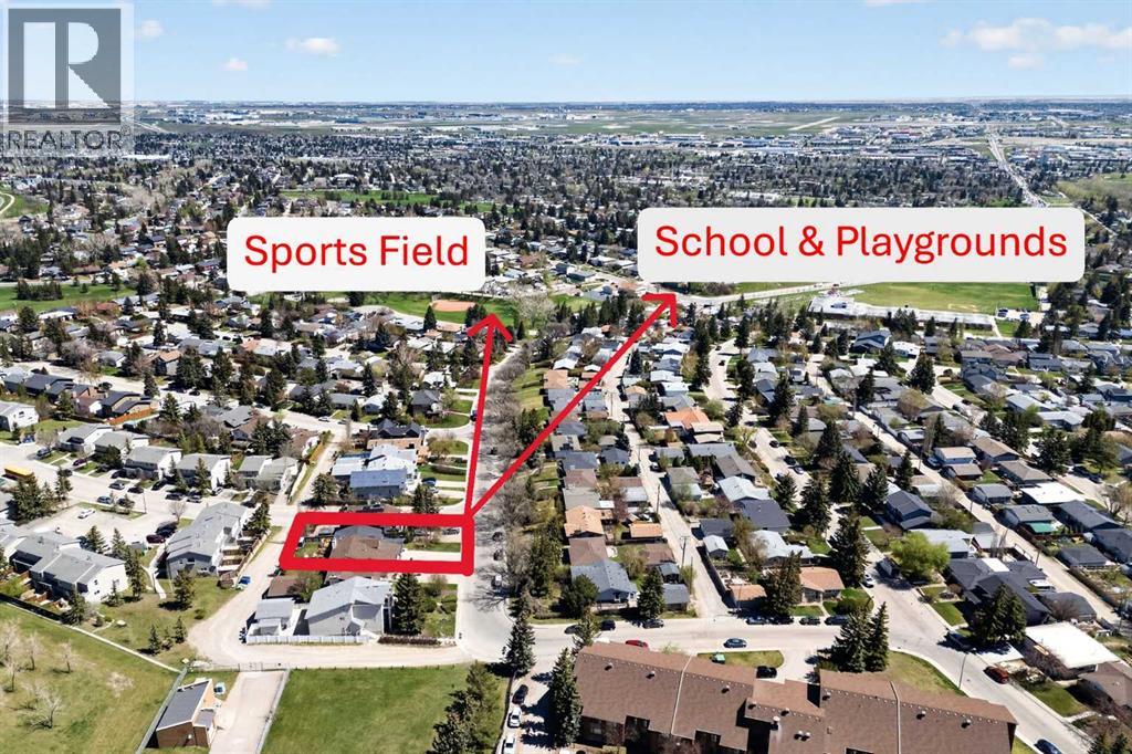 1328 48 Avenue NW, Calgary, Alberta T2K 6B8 - Photo 2 - A2310680