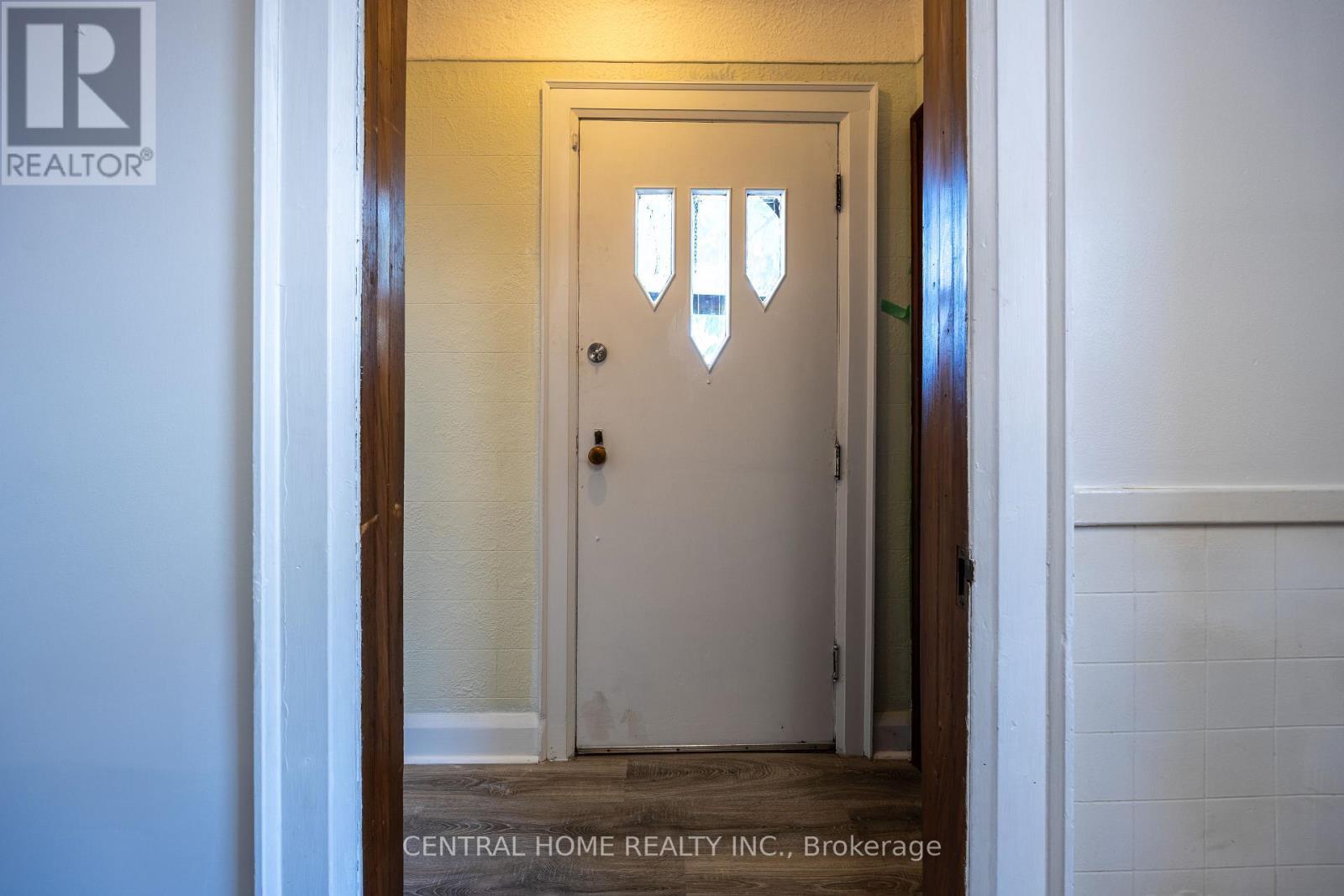 1650 King Street E, Hamilton, Ontario  L8K 1T9 - Photo 2 - X13120140