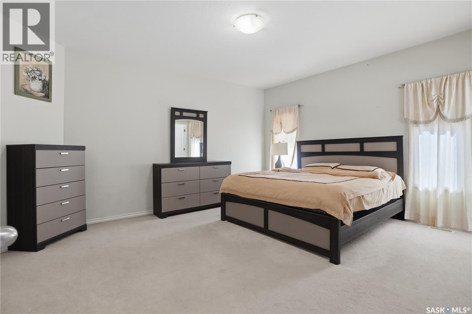 3714 Sandringham Road E, Regina, Saskatchewan  S4V 0N5 - Photo 19 - SK035758