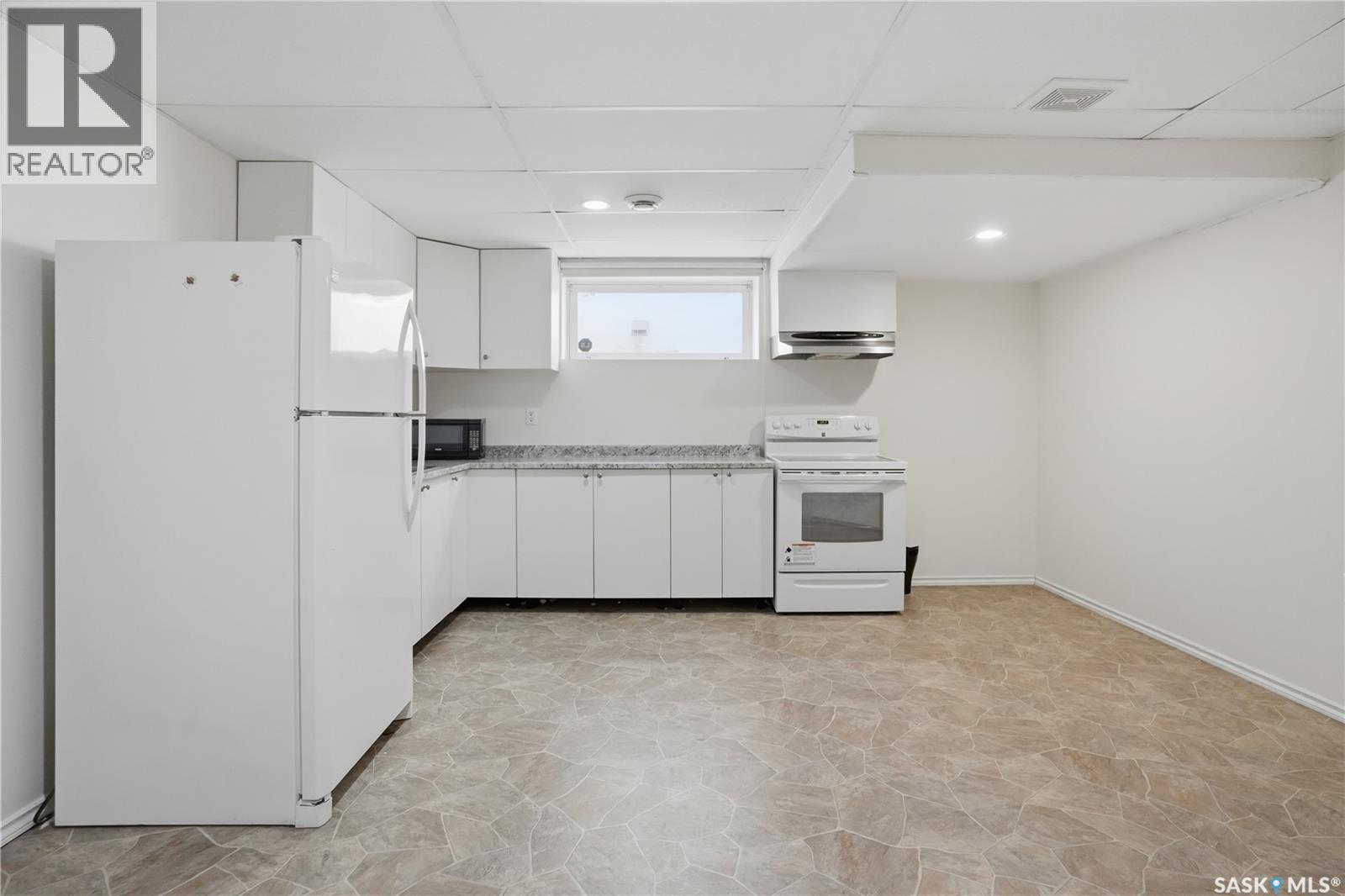 3714 Sandringham Road E, Regina, Saskatchewan  S4V 0N5 - Photo 37 - SK035758
