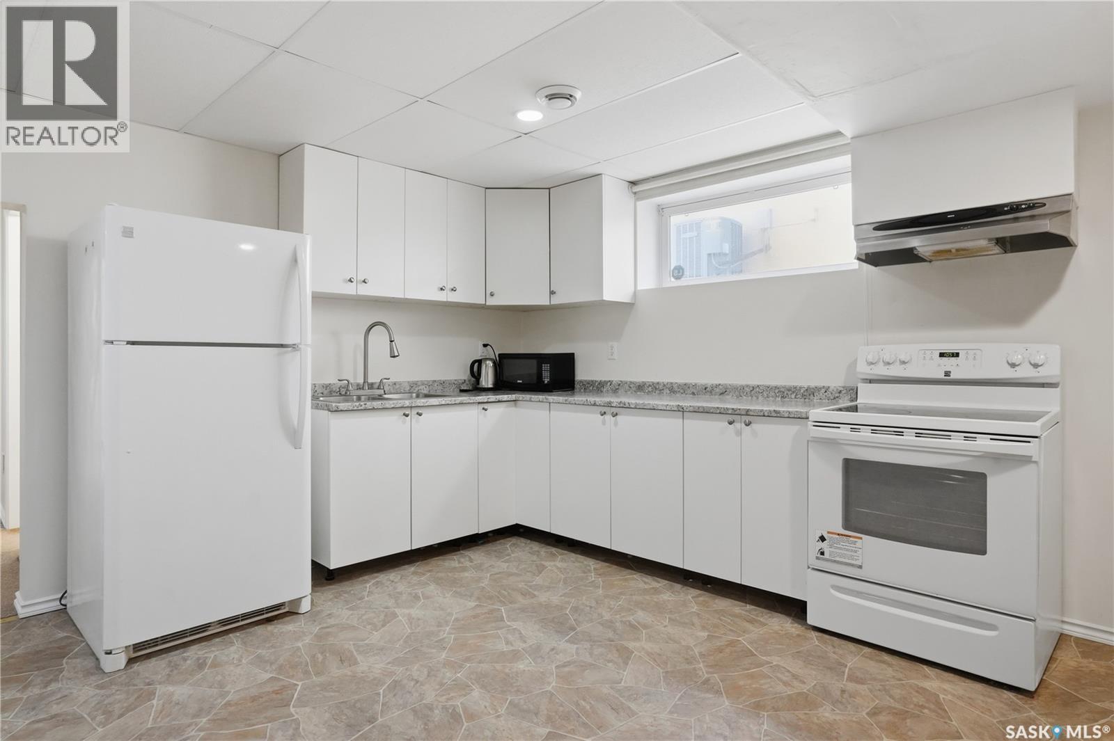 3714 Sandringham Road E, Regina, Saskatchewan  S4V 0N5 - Photo 38 - SK035758