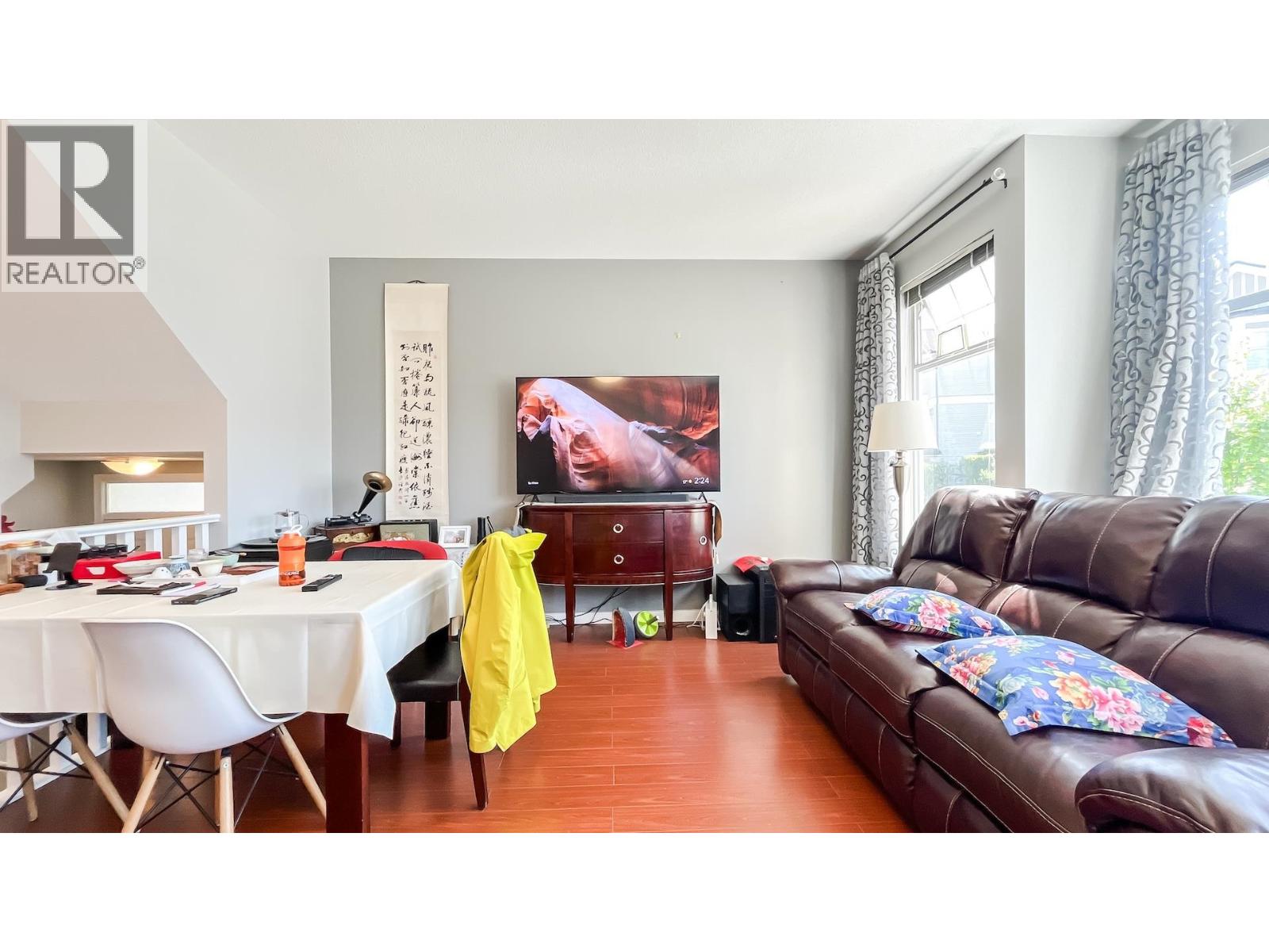 60 5950 Oakdale Road, Burnaby, British Columbia  V5H 4R5 - Photo 6 - R3122923