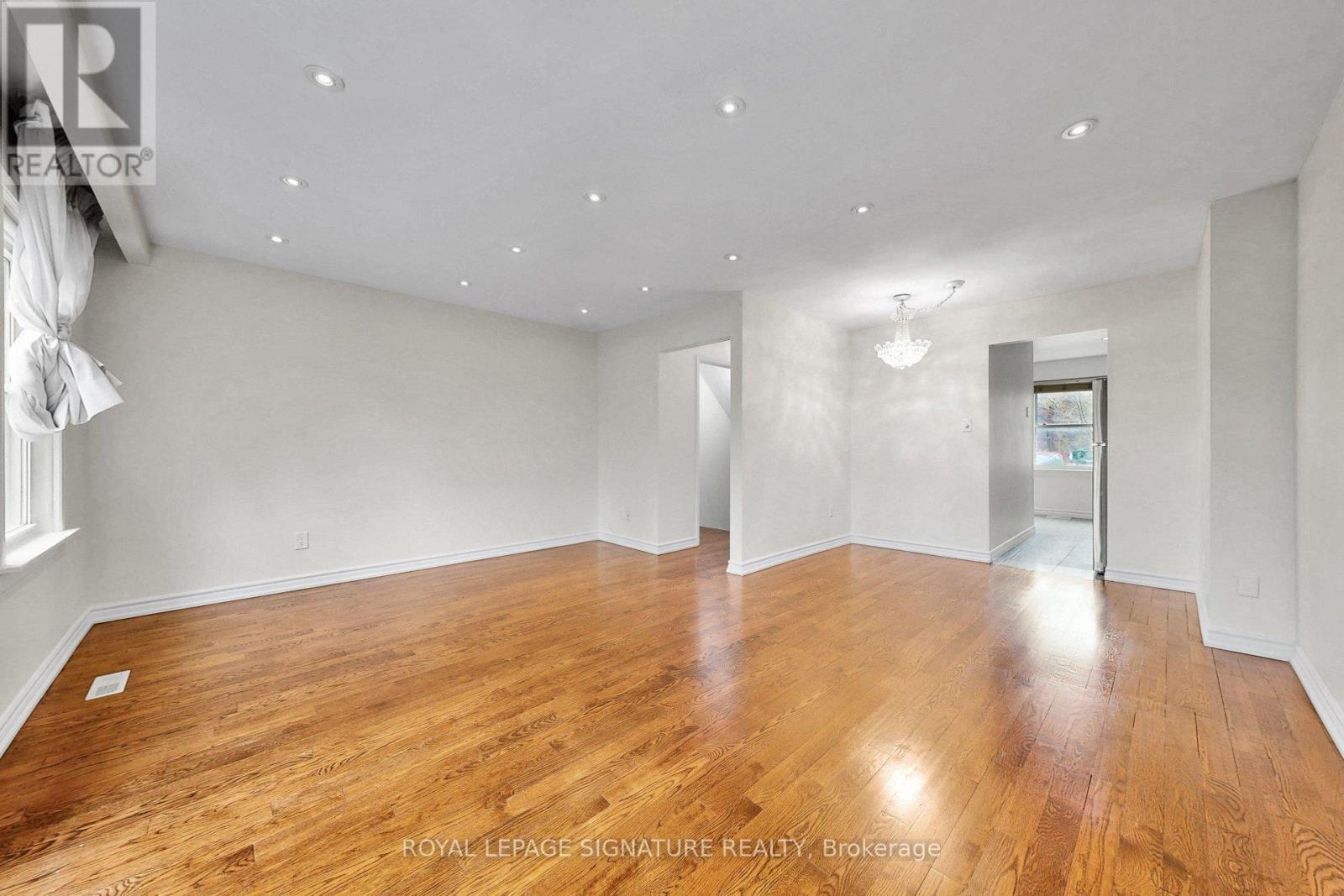 43 - 551 Steeles Avenue W, Toronto, Ontario  M2M 3Y1 - Photo 11 - C13120212