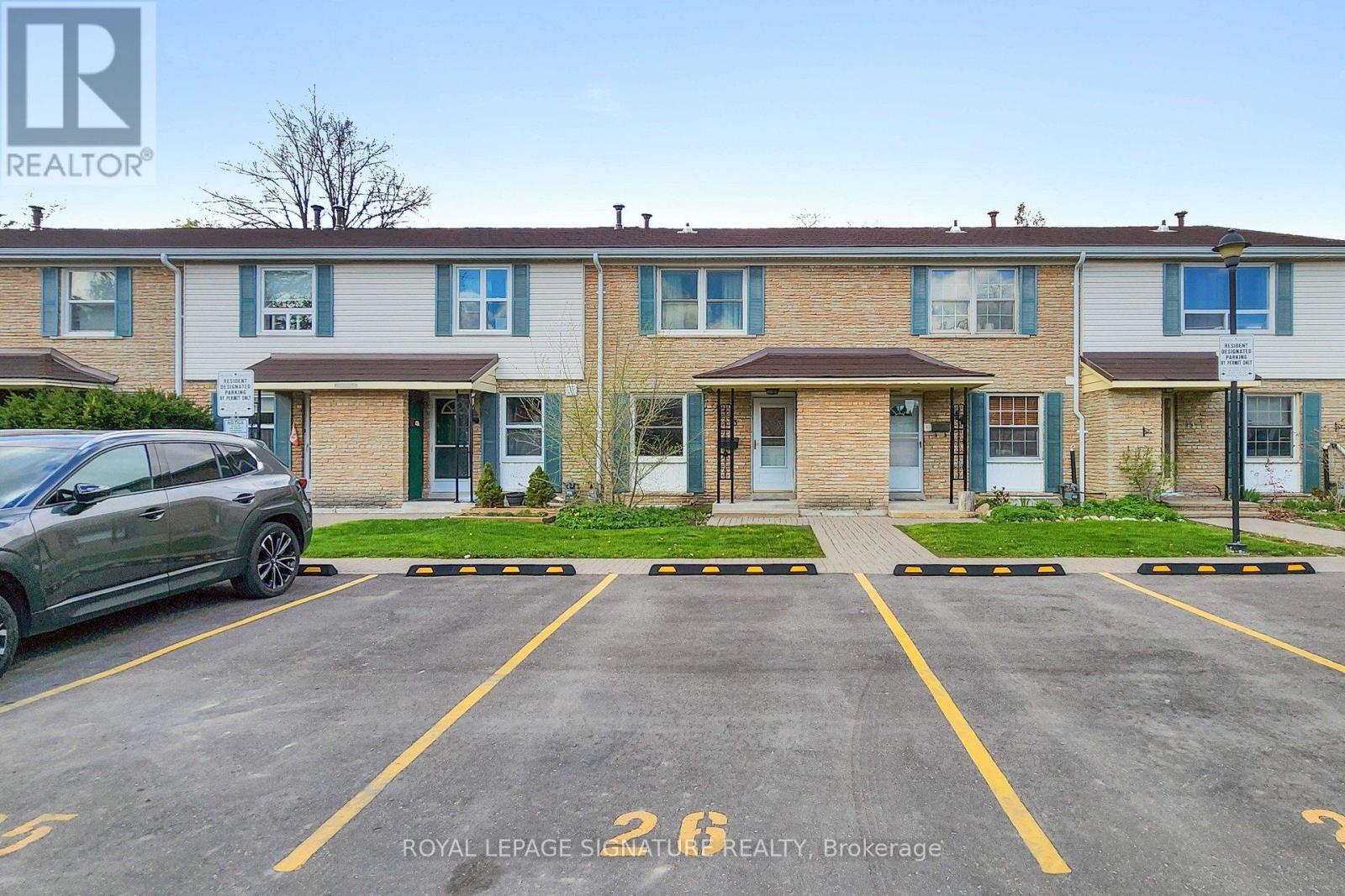 43 - 551 Steeles Avenue W, Toronto, Ontario  M2M 3Y1 - Photo 2 - C13120212
