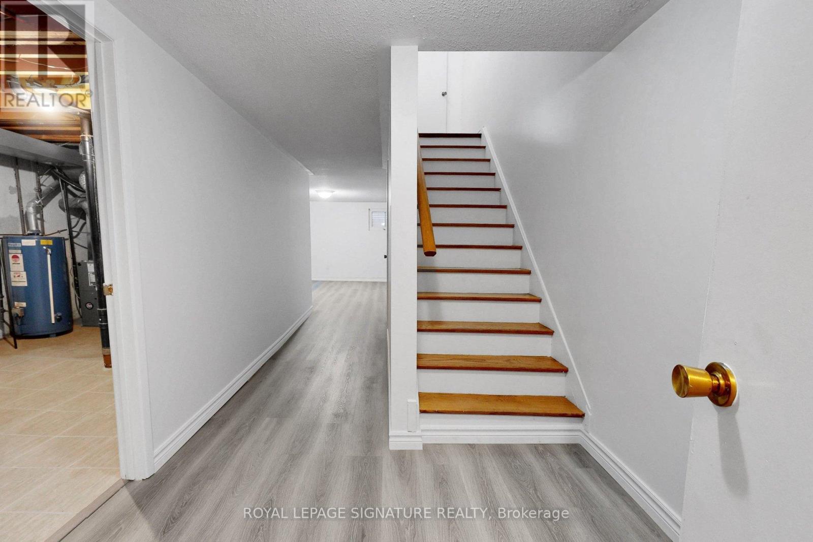 43 - 551 Steeles Avenue W, Toronto, Ontario  M2M 3Y1 - Photo 24 - C13120212