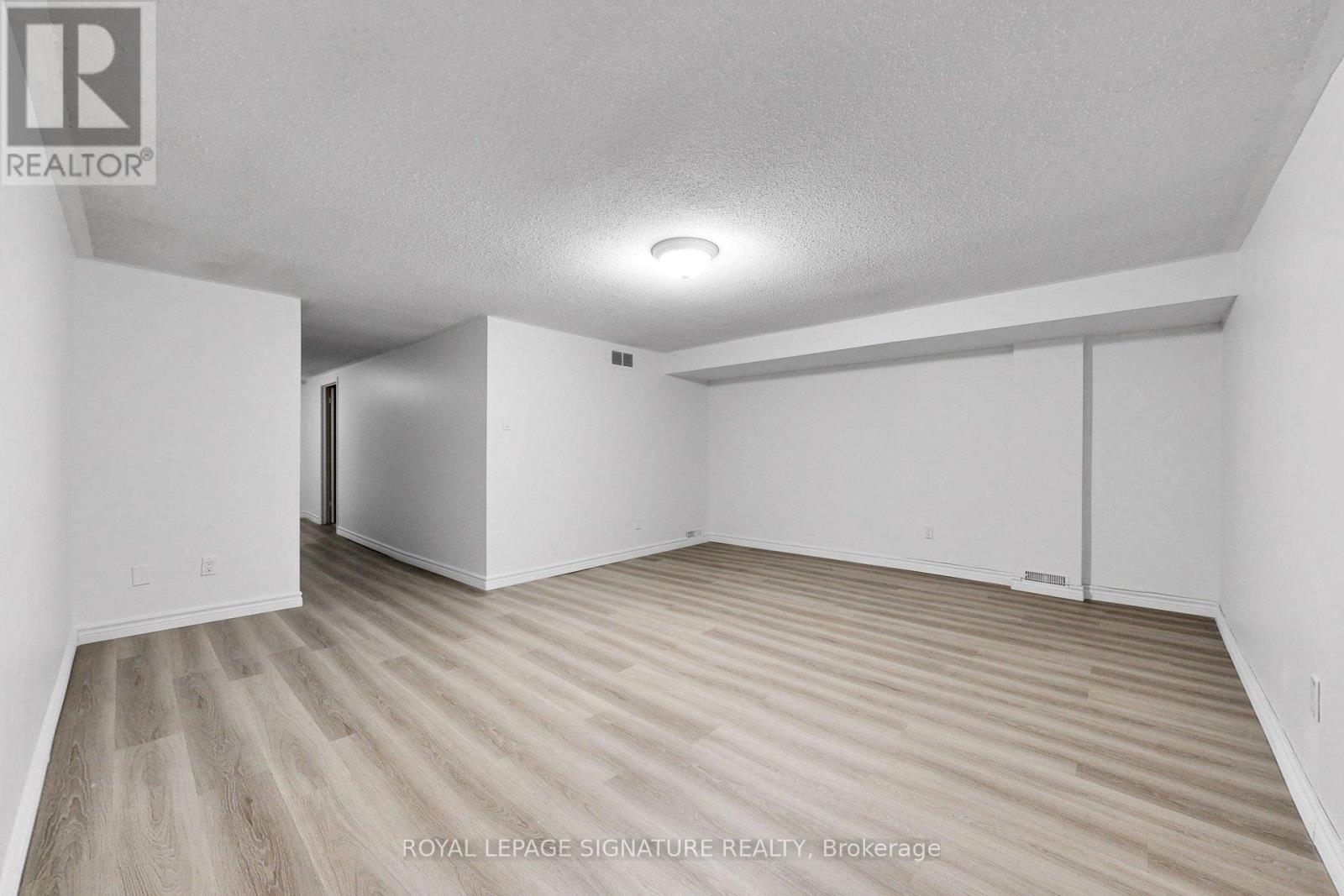 43 - 551 Steeles Avenue W, Toronto, Ontario  M2M 3Y1 - Photo 29 - C13120212