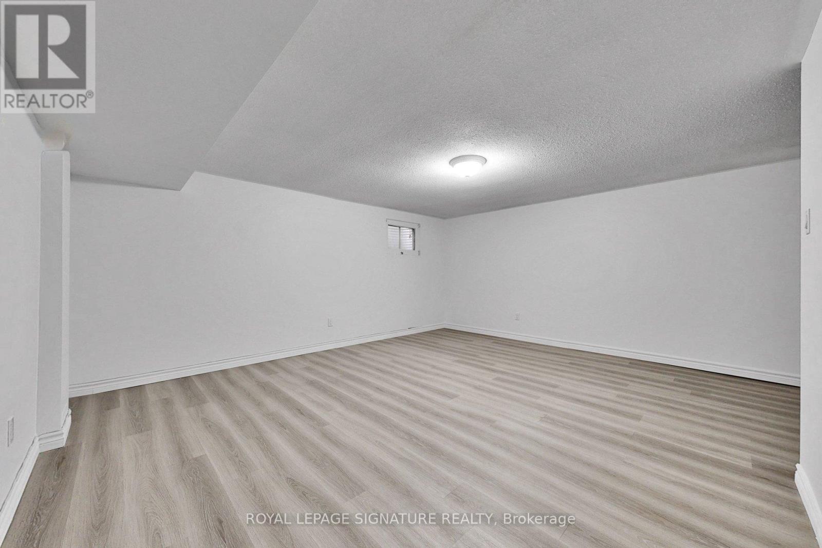 43 - 551 Steeles Avenue W, Toronto, Ontario  M2M 3Y1 - Photo 31 - C13120212