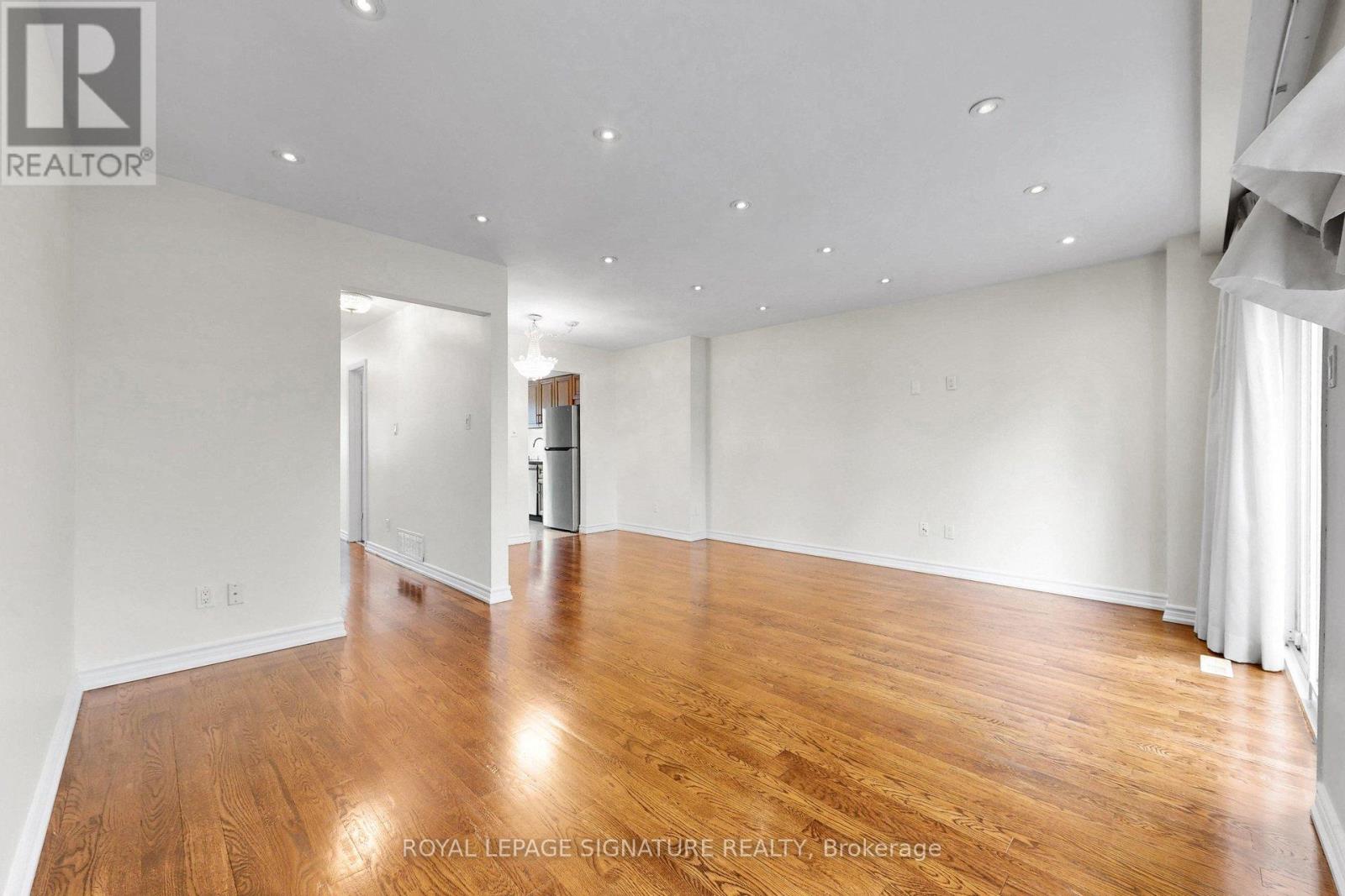 43 - 551 Steeles Avenue W, Toronto, Ontario  M2M 3Y1 - Photo 8 - C13120212