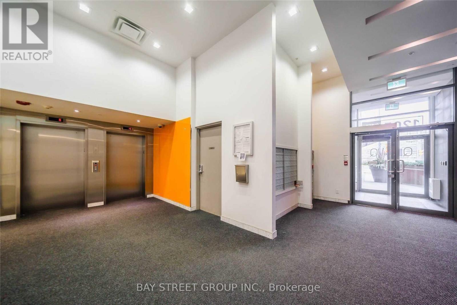 313 - 1205 Queen Street W, Toronto, Ontario  M6K 0B9 - Photo 11 - C13120222