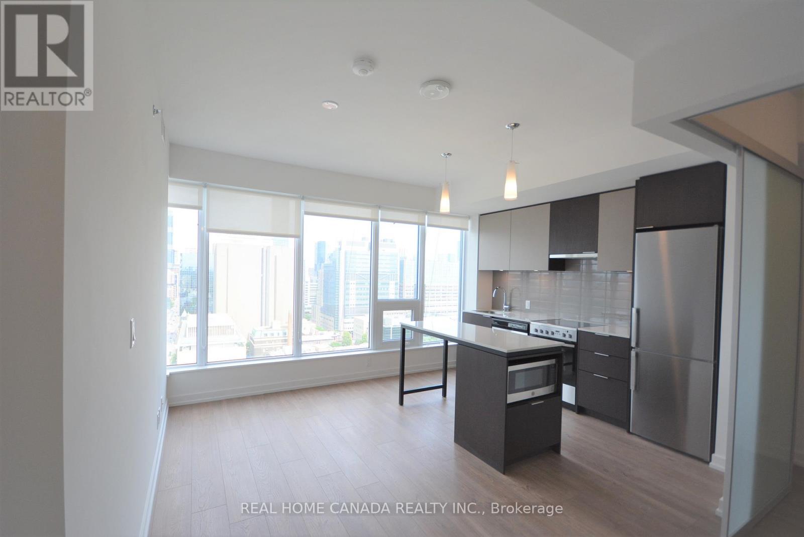 1907 - 203 College Street, Toronto, Ontario  M5T 1P9 - Photo 2 - C13120238