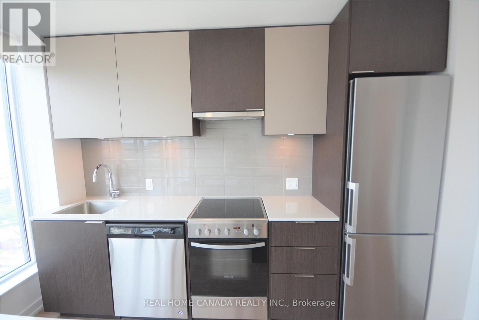 1907 - 203 College Street, Toronto, Ontario  M5T 1P9 - Photo 5 - C13120238