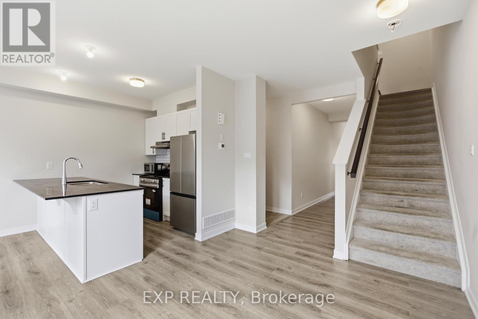 32 Pumice Place, Ottawa, Ontario  K2J 7H5 - Photo 6 - X13120190