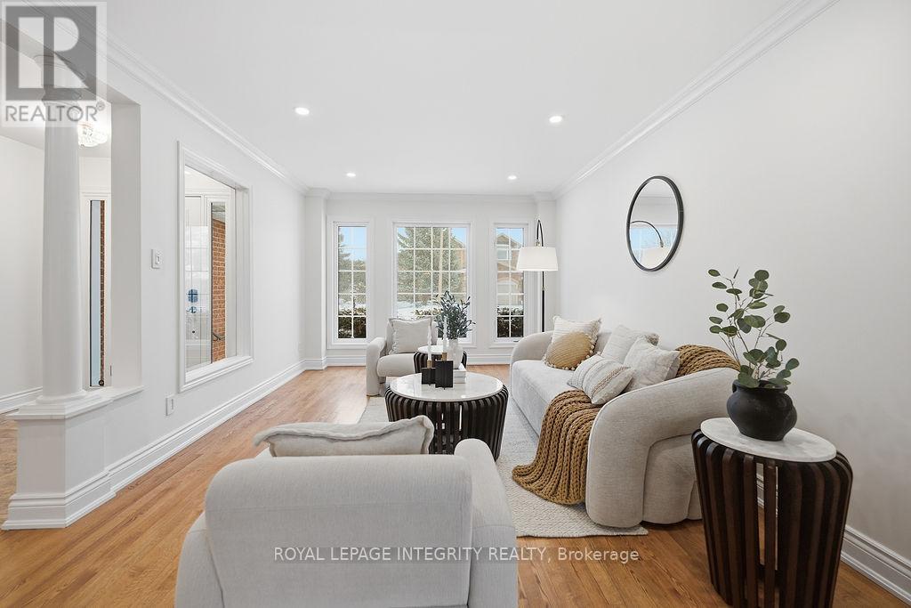 50 Rosenfeld Crescent, Ottawa, Ontario  K2K 2L2 - Photo 4 - X13120234